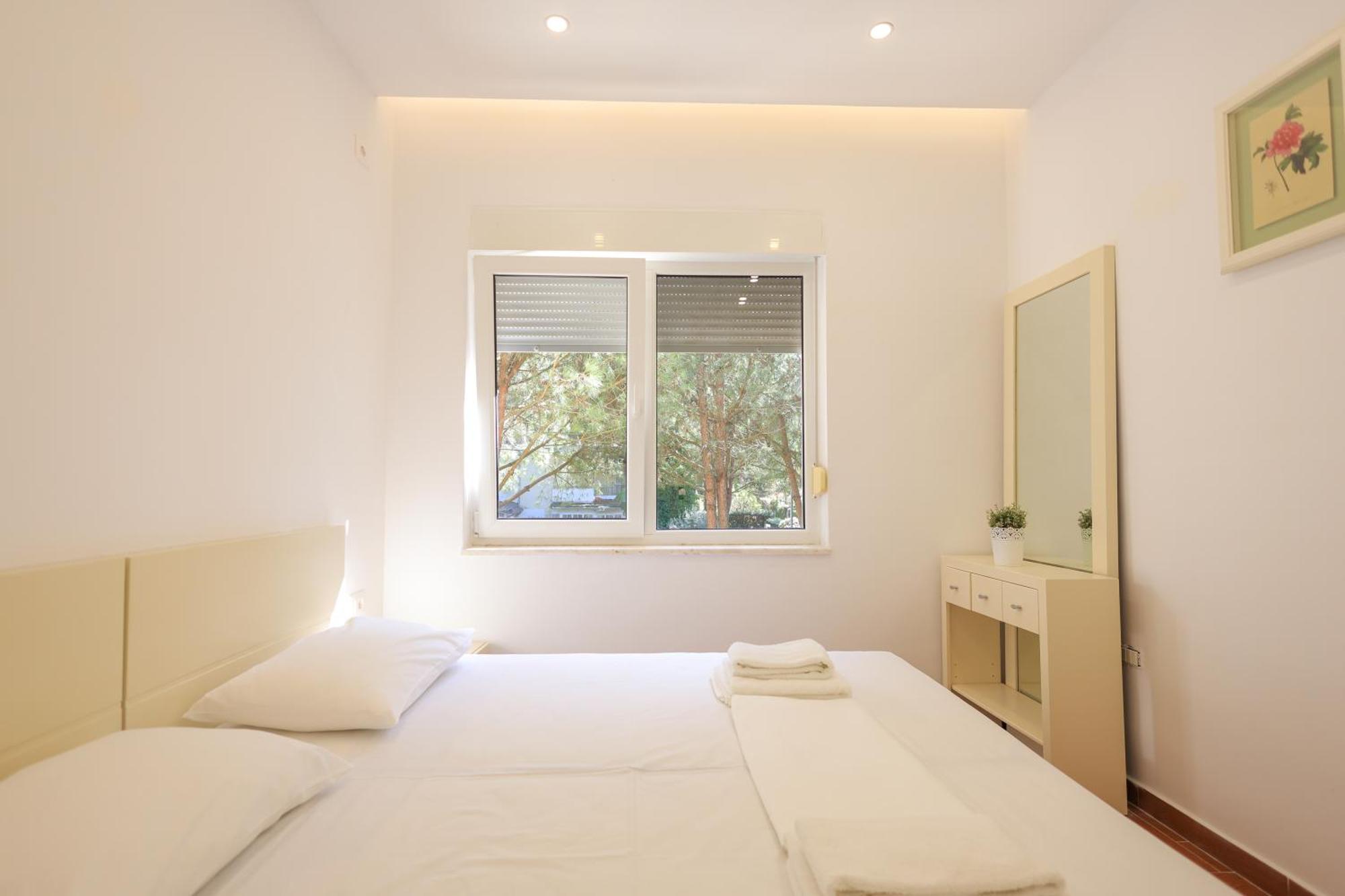 Grandstay Villa Perla Resort Дуррес Екстер'єр фото