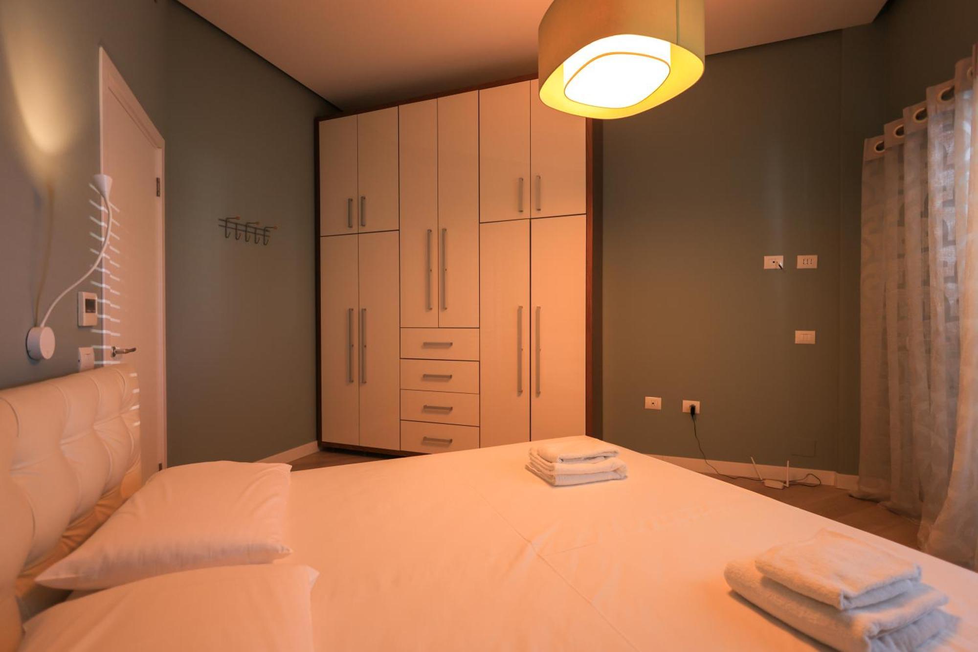 Grandstay Villa Perla Resort Дуррес Екстер'єр фото
