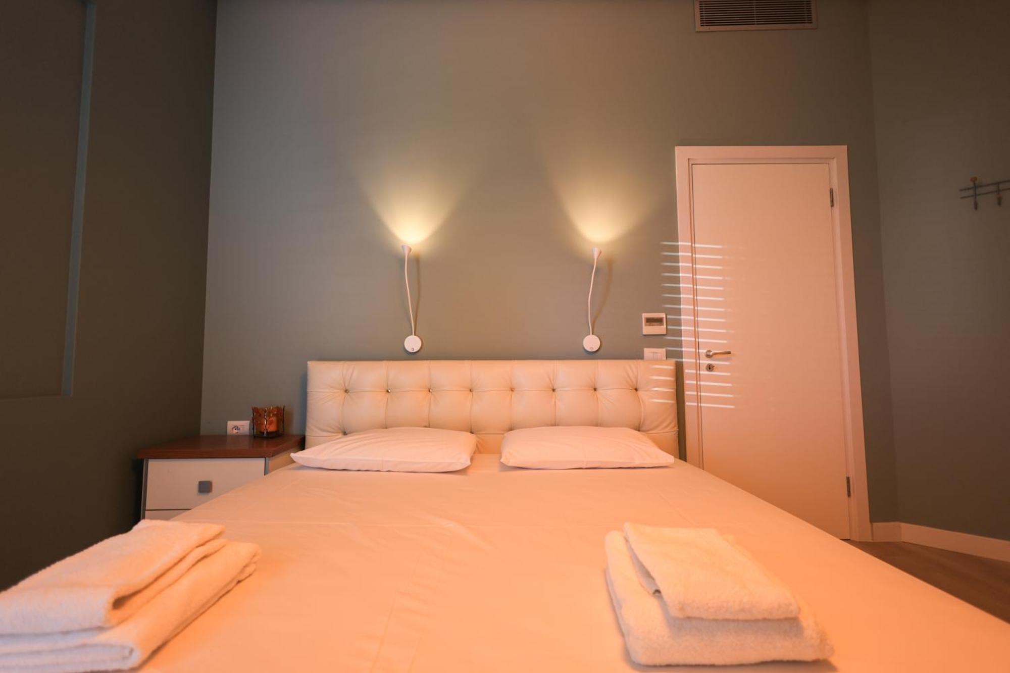 Grandstay Villa Perla Resort Дуррес Екстер'єр фото